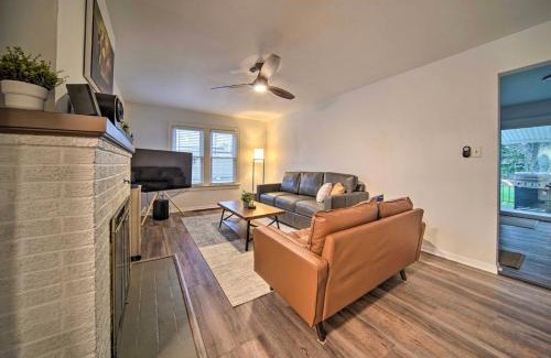 Erie Casa | Modern Home Family Friendly Grill Fireplace