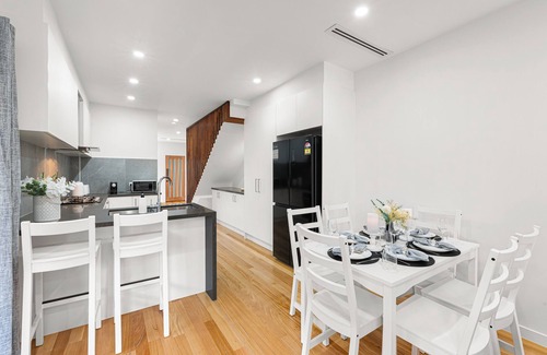Campbellfield Casa | Modern home in Fawkner
