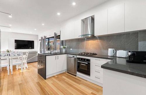 Campbellfield Casa | Modern home in Fawkner