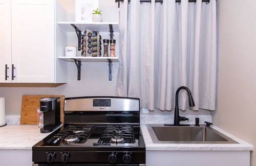 Governmental Mall Condominio | Modern Home in Heart of Downtown Phoenix: Unit A