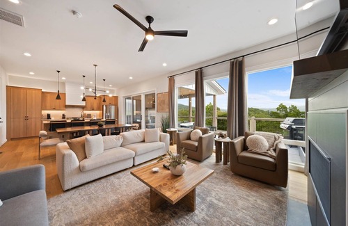 Deep Gap Cabina | Modern Home in High End Community