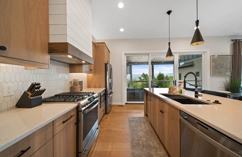 Deep Gap Cabina | Modern Home in High End Community