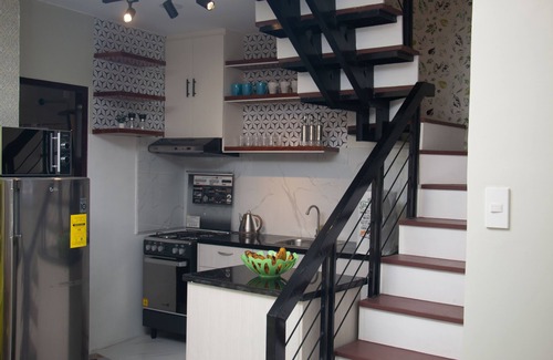 San Fernando Casa | Modern Home in Lakeshore Estate with High Speed Internet @300mbps