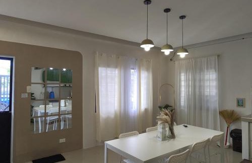 Balibago Casa | Modern Home in Pampanga with Parking - near SM Clark & Clark International Airport