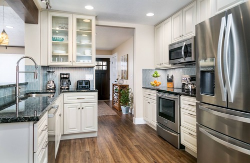 East Millcreek Casa | Modern Home in Quiet Neighborhood w/ Hot Tub & Fireplace