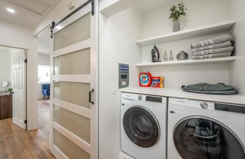 Logan Heights Casa | Modern home near Downtown San Diego