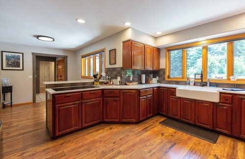 Missoula Casa | Modern home on gorgeous 7-acres along the infamous Blackfoot River