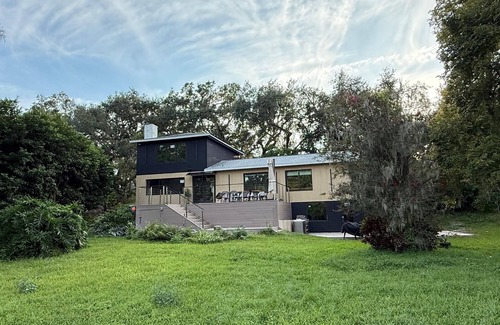 Temple Terrace Casa | Modern Home on the River near Bush Gardens and USF