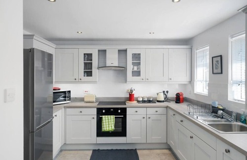 Turnchapel Casa | Modern Home on the Water, Plymouth