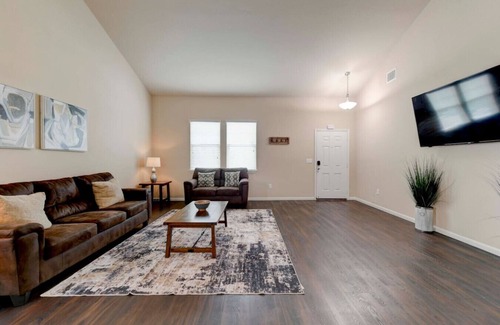Austin Casa | Modern Home Right Next to Tesla