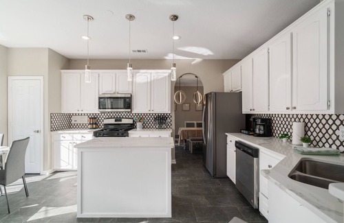 Flower Mound Casa | Modern Home w Heated Pool Game Rm sleeps12-16 near DFW & Gaylord hotel