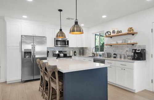 Tempe Casa | Modern Home with Pool Near ASU & Scottsdale
