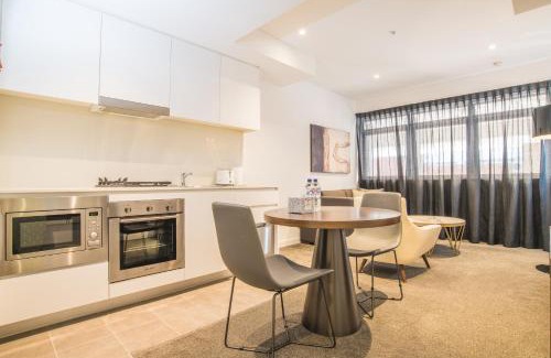Chatswood CBD Apartamento | Modern Hotel Apartment Perfect location 1bed 1 bath apartment at Chatswood