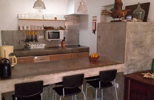 Raposeira Casa | Vivienda moderna en aldea encantadora, 5 minutos de la playa (cap. 6 personas)