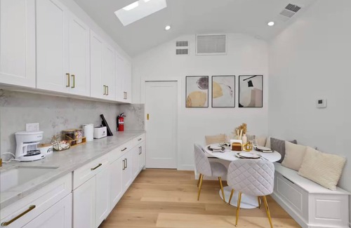 Lucerne - Higuera Casa | Modern House in Culver City Santa Monica