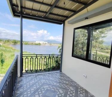 Iba Apartamento | Modern house with a mountain view