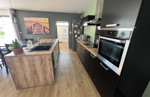 Daux Casa | Modern house with swimming pool, close to lake and forest