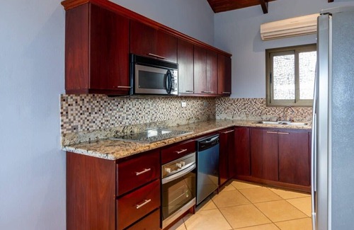Playa Flamingo Condominio | Modern - immaculate unit in Flamingo with spectacular ocean views
