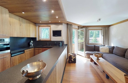 St. Moritz Apartamento | Modern in alpine style designed apartment with tasteful details