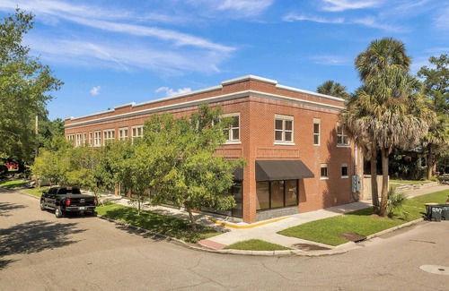 Springfield Apartamento | Modern Industrial Townhouses