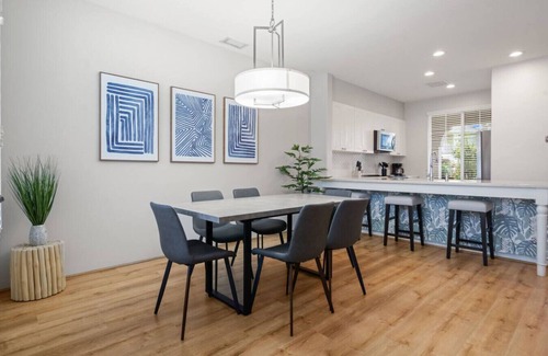 Ewa Casa | Modern Island Living | AC, W/D, Garage, Workspace