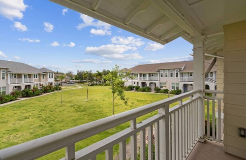 Ewa Casa | Modern Island Living | AC, W/D, Garage, Workspace