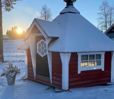 Slagnas Casa | Modern Lapland Cottage with Outdoor Sauna & BBQ Hut