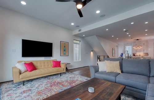 Southtown Casa | Nuevo y moderno grupo de alquiler de lujo en Lavaca