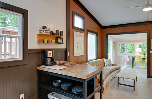 Santeetlah Cabaña | Modern 'Little Bear Cottage' At Santeetlah Lake!