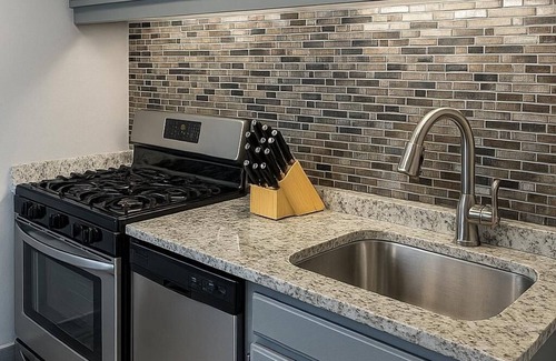 Downtown Hartford Apartamento | Modern Living: 1-BR Near XLCenter|ConventionCenter