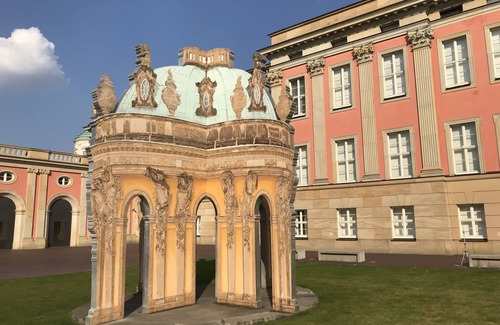 Dutch Quarter Apartamento | Modern living in the Dutch Quarter Potsdam, a piece of world cultural heritage up close