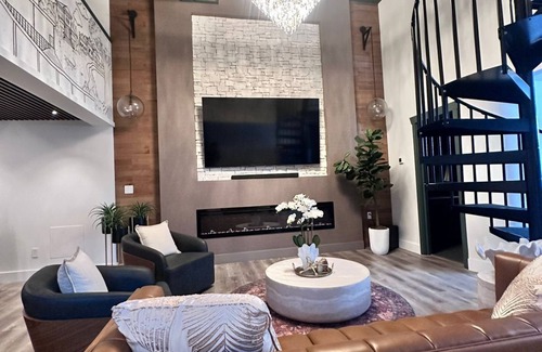 Parker Street Apartamento | Modern Loft in Downtown Lakeland