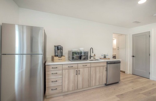Columbus Park Casa | Modern Loft in 'Little Italy' - Minutes from Downtown KC