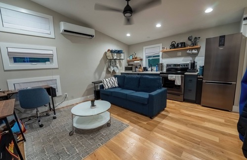 Kenilworth Cabaña | Modern Loft Style Guest House