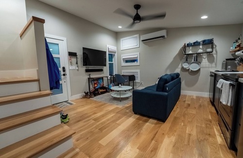 Kenilworth Cabaña | Modern Loft Style Guest House