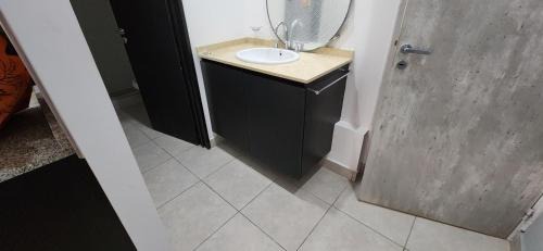 Godoy Cruz Apartamento | Modern Loft with Parking across from Palmares