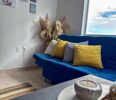 Armenia Apartamento | Modern loft with parking, pool and view!