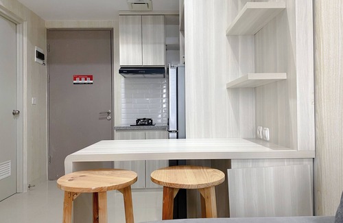 Cikarang Apartamento | Modern Look And Restful 2Br Vasanta Innopark Apartment