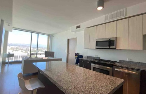 Wilshire Center Apartamento | MODERN-LUX HIGHRISE UNIT