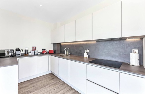 Streatham Apartamento | Modern Luxurious 3BR Flat with Lovely Views