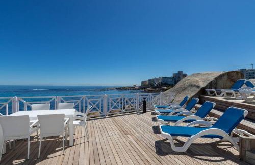 Bantry Bay Apartamento | Modern & Luxurious Seaside Apartment