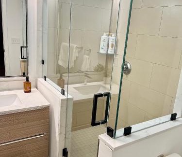 Quincy Apartamento | Modern Luxury Apartment in City