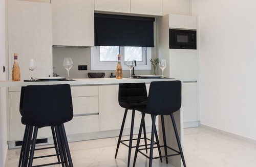 Alimos Apartamento | Modern Luxury Athens Riviera w Sea View