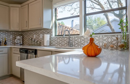 Cowley Casa | Modern Luxury Executive Home