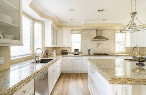 Santa Ana Casa | Modern Luxury Home Near Disney