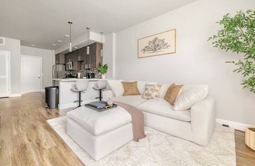 Downtown Sacramento Apartamento | Modern Luxury Mid-Rise In The Heart Of The City
