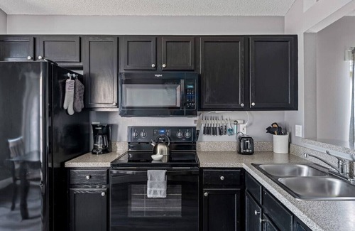 Ridgewood Lakes Casa | Modern Luxury~Pool~Games~Disney~No Rear Neighbors