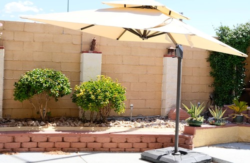 Silverado Ranch Casa | Modern Luxury Retreat near Las Vegas Strip/Airport