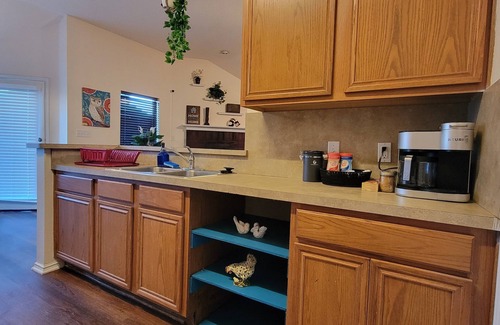 Denton Apartamento | Modern Luxury Room W/ Jacuzzi, Near TWU/UNT and Denton Square