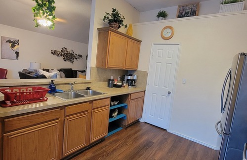 Denton Apartamento | Modern Luxury Room W/ Jacuzzi, Near TWU/UNT and Denton Square